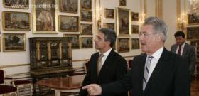 17 септември 2012 г., Виена. Президентът Росен Плевнелиев се срещна с президента на Република Австрия Хайнц Фишер. Българският държавен глава е на двудневно работно посещение в Австрия.