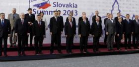 Официална снимка на участниците в 18-та Среща на върха на страните от Централна Европа.